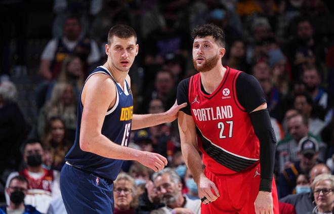 欧博abg官网入口-阿斯顿维拉主场球衣