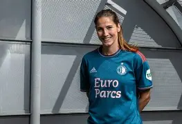 曼城丢三球被费耶诺德追平 曼城丢三球被费耶诺德追平