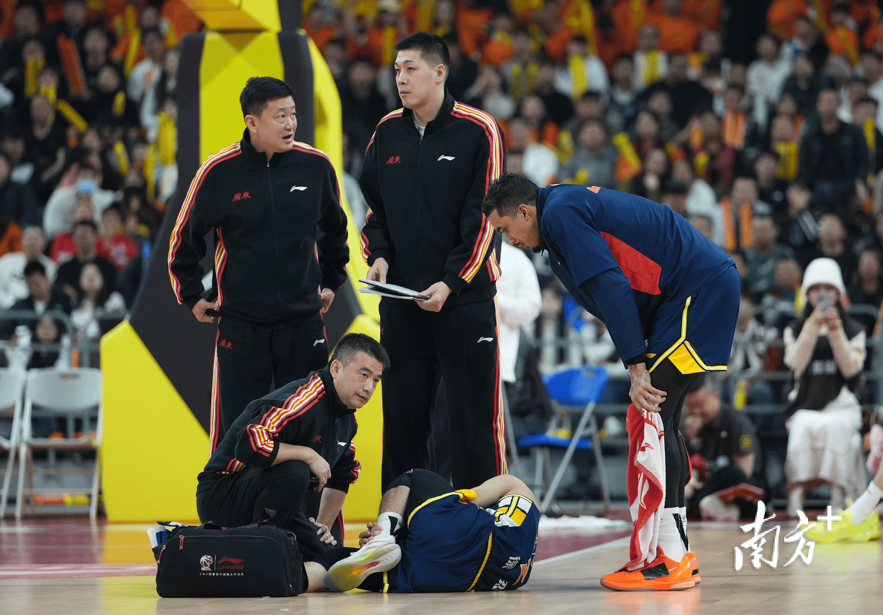 篮球比赛一球最高得几分